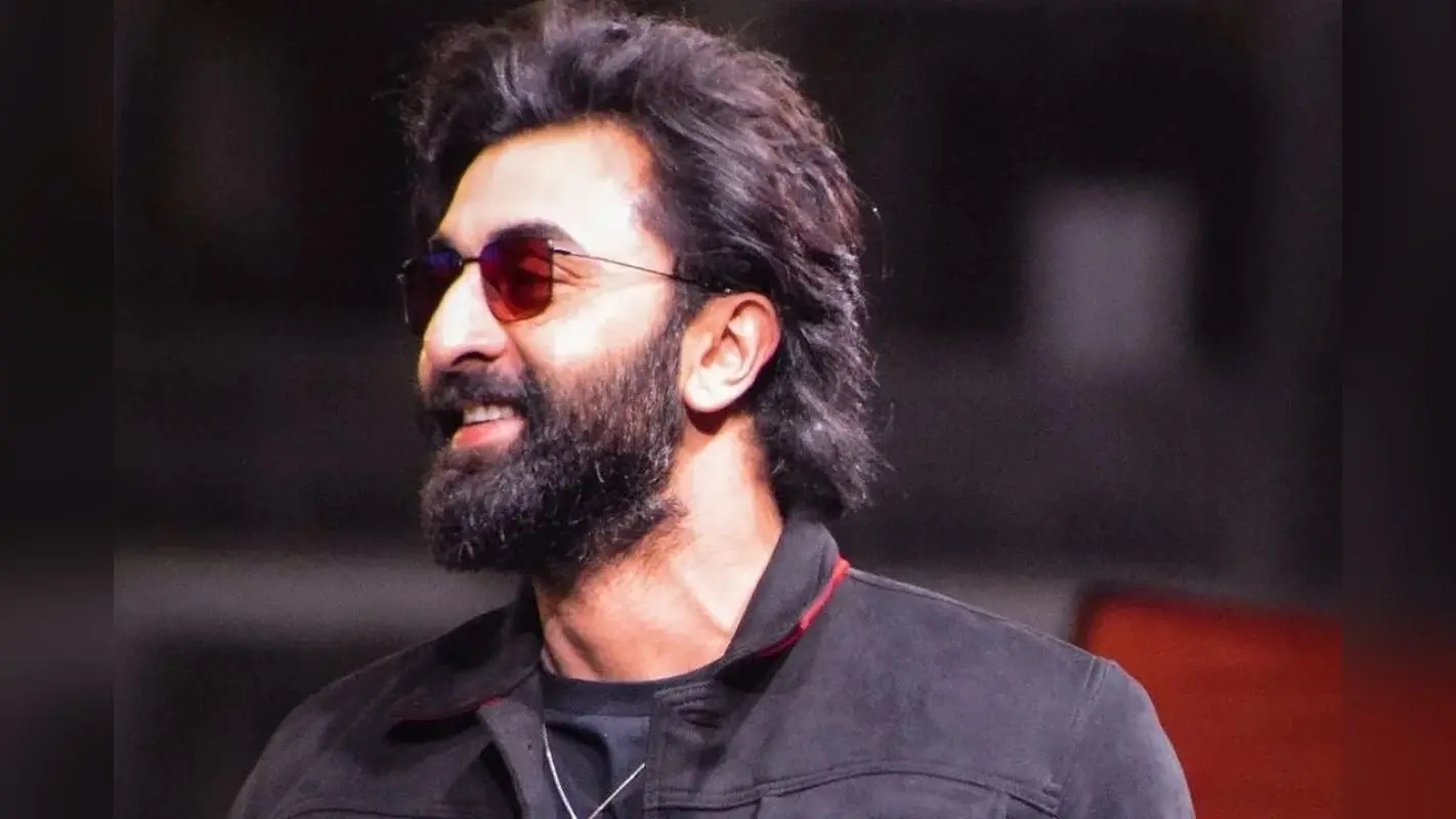 Ranbir Kapoor बॉलीवुड इंडस्ट्री में इन 3 एक्टर्स को मानते हैं सबसे बड़ा कॉम्पिटिशन, कहा ‘एक एक्टर को भले..’