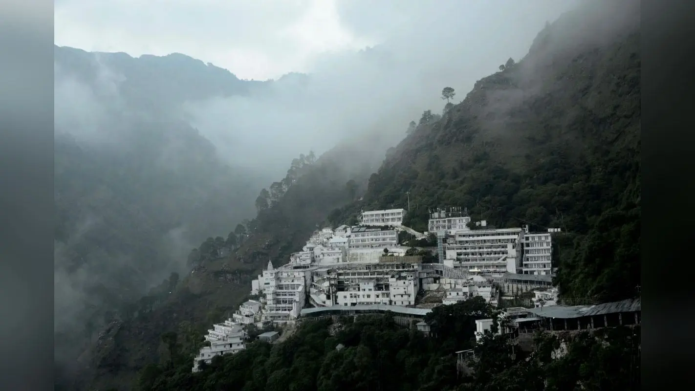 Travel Tip: वैष्णो देवी जाने का है मन तो ऐसे करे तैयारी