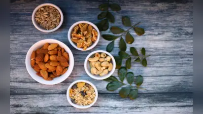 Sawan Vrat Diet Tips: डायट में शामिल करें ये सुपरफूड्स, उपवास के दौरान नहीं होगी कमजोरी