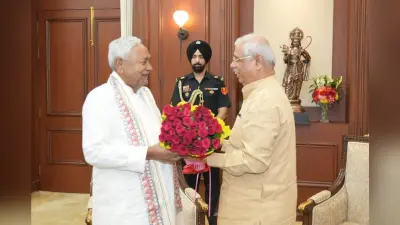 Nitish reached Raj Bhavan: राज्यपाल से मिलने अचानक पहुंचे नीतीश कुमार, बारिश के बीच राजभवन में हलचल हुई तेज