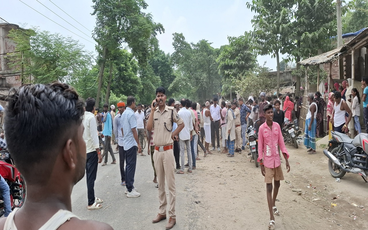 Bihar News: सुपौल के स्कूल में नर्सरी के छात्र ने की फायरिंग, तीसरी कक्षा के स्टूडेंट को लगी गोली