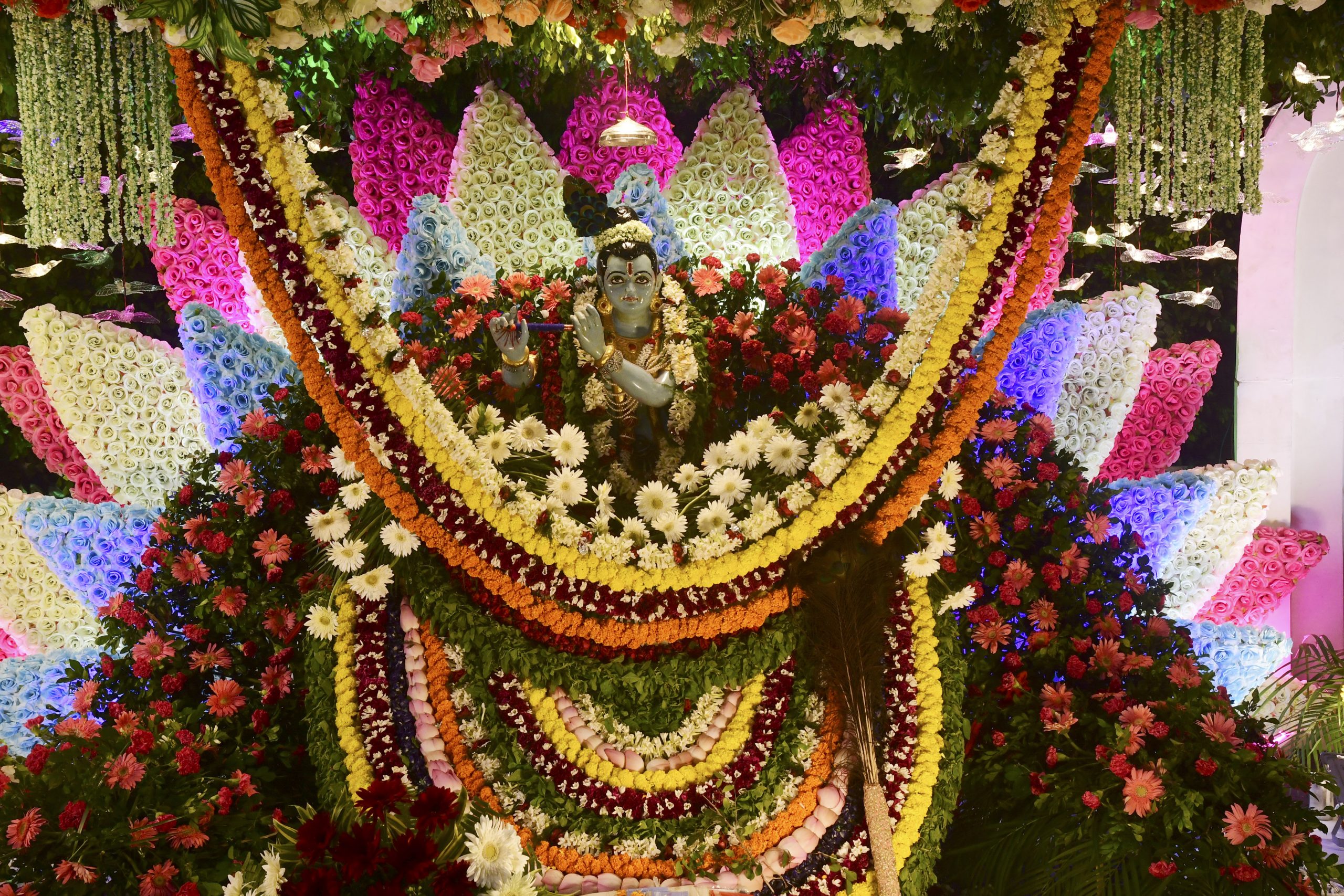 श्रीकृष्ण जन्माष्टमी: राजधानी में सजा गोविंद का दरबार, मंदिरों में उत्साह व उमंग में झूमे श्याम भक्त