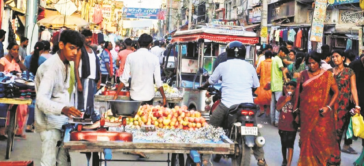 Munger News : निगम ने वेंडरों को दिया आइ कार्ड, नहीं दी जगह …अब अतिक्रमण झेल रहे शहरवासी