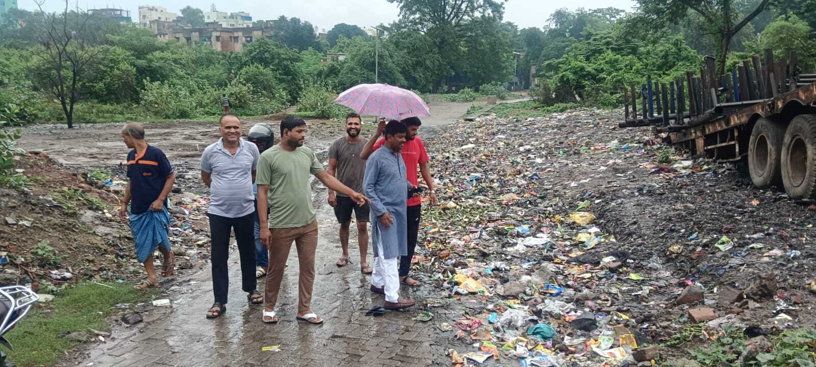 बजरंग नगर में साफ-सफाई ठप, जेएनएसी घेराव की चेतावनी