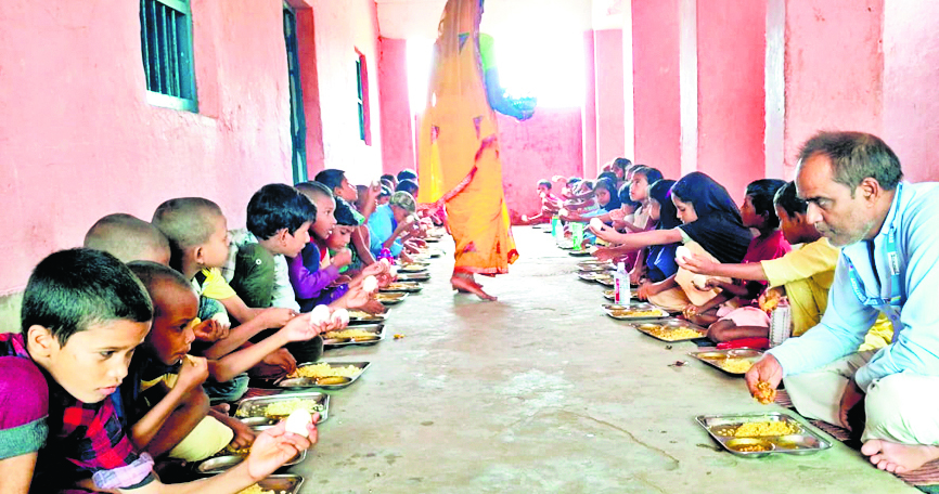 करगहर के दो स्कूलों के हेडमास्टर निलंबित