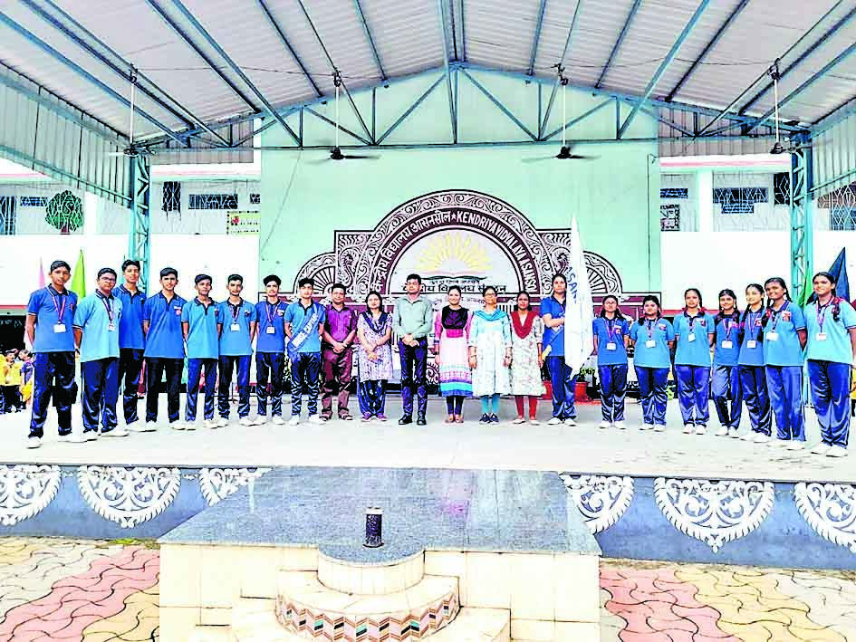 केवि आसनसोल में विद्यार्थी परिषद का अलंकरण समारोह