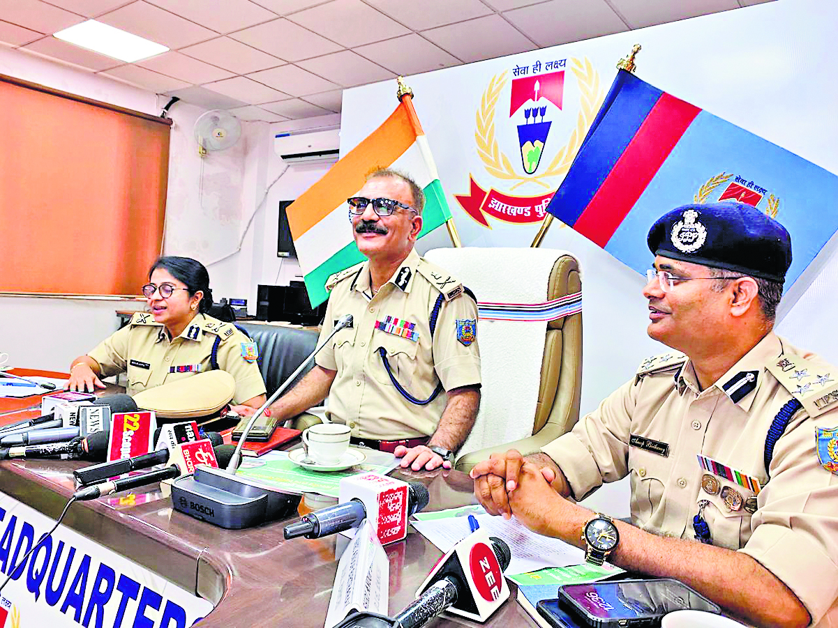 crime news : जल्द ही अब हर पुलिस थाने में होंगी एक महिला पुलिस अधिकारी : डीजीपी