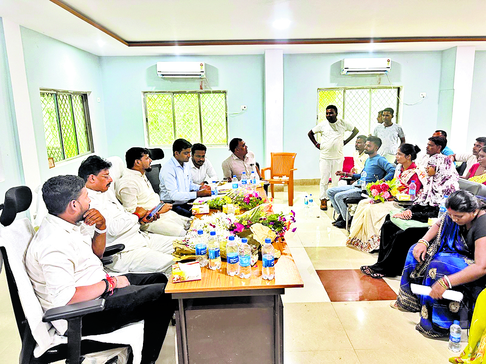 टिकारी में सफाई व्यवस्था की निगरानी के लिए समिति के गठन का प्रस्ताव