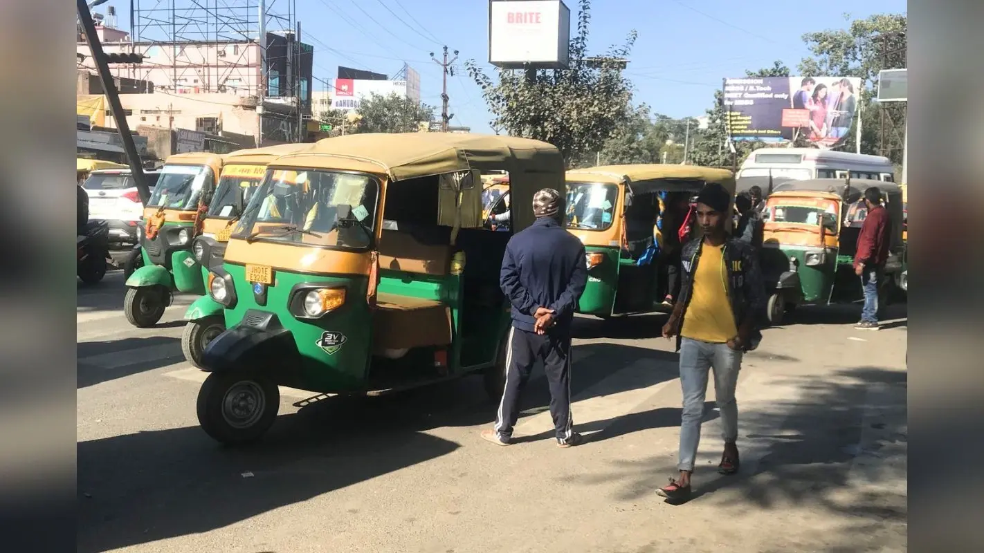 रांची में आज से नहीं चलेंगे ऑटो और ई-रिक्शा, जानें कौन-कौन लोग नहीं होंगे प्रभावित