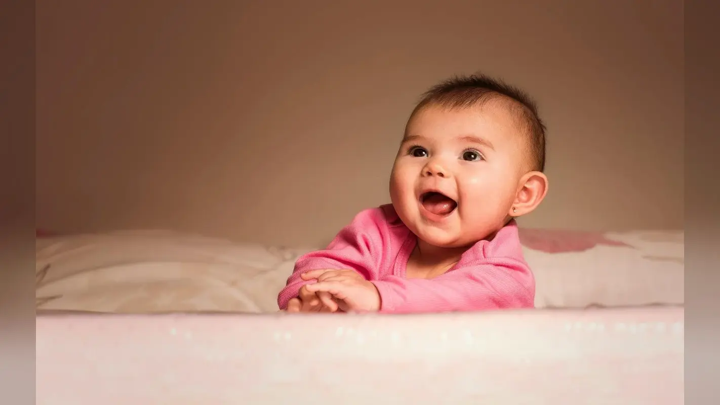 Baby Names: आपके बेटे के लिए ये हैं सबसे प्यारे और यूनिक नाम, जानें अर्थ