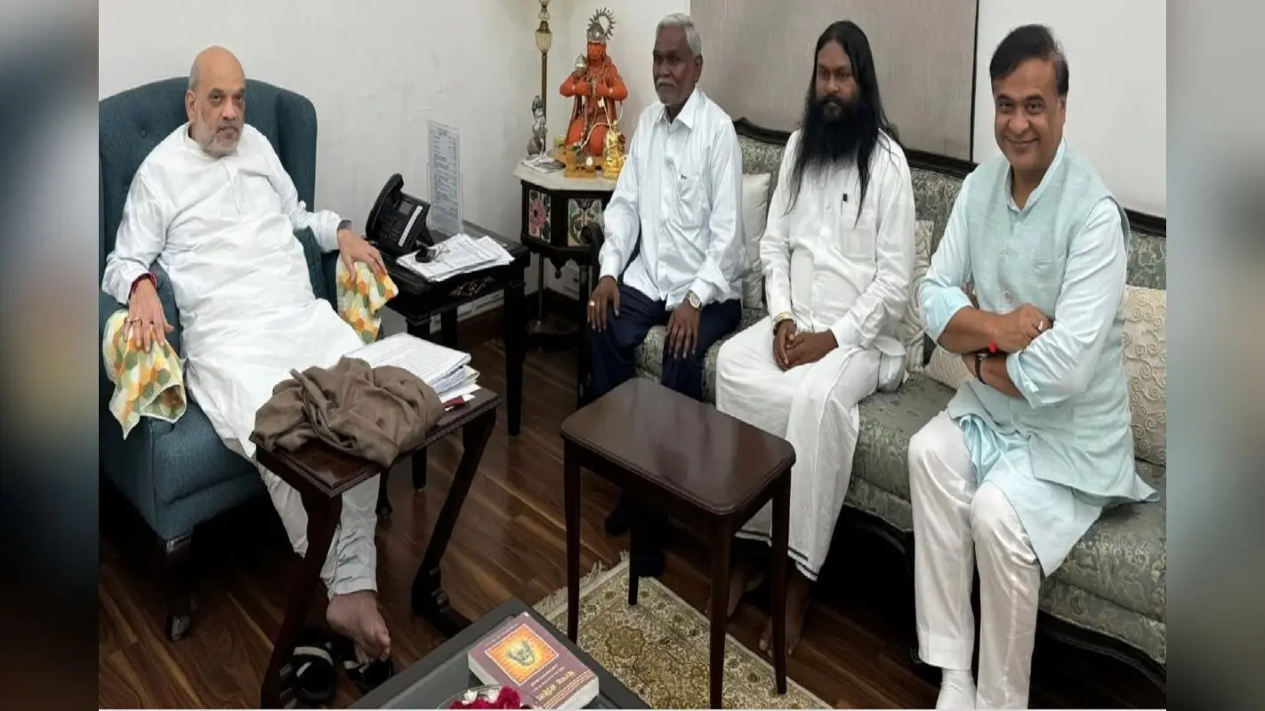BJP में शामिल होने से पहले चंपाई सोरेन बोले- जनता के समर्थन के कारण बदला संन्यास का फैसला