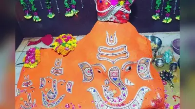 Sawan 2024: उज्जैन पहुंचे तो जरूर करें इन मंदिरों कर दर्शन