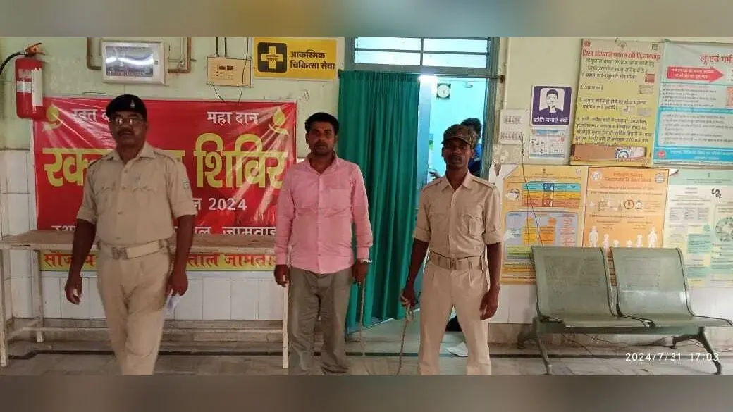 बेगुसराय का एक व्यक्ति शराब के साथ गिरफ्तार