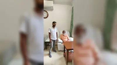 झामुमो युवा नेता ने शिबू सोरेन से की मुलाकात