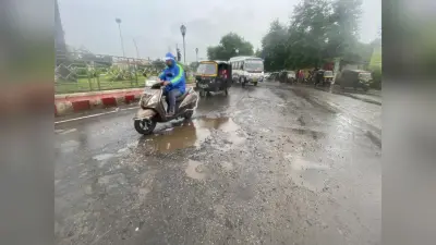 राउरकेला : दो दिनों की बारिश में सड़कों का कंक्रीट उखड़ा, कई इलाकों में जलजमाव