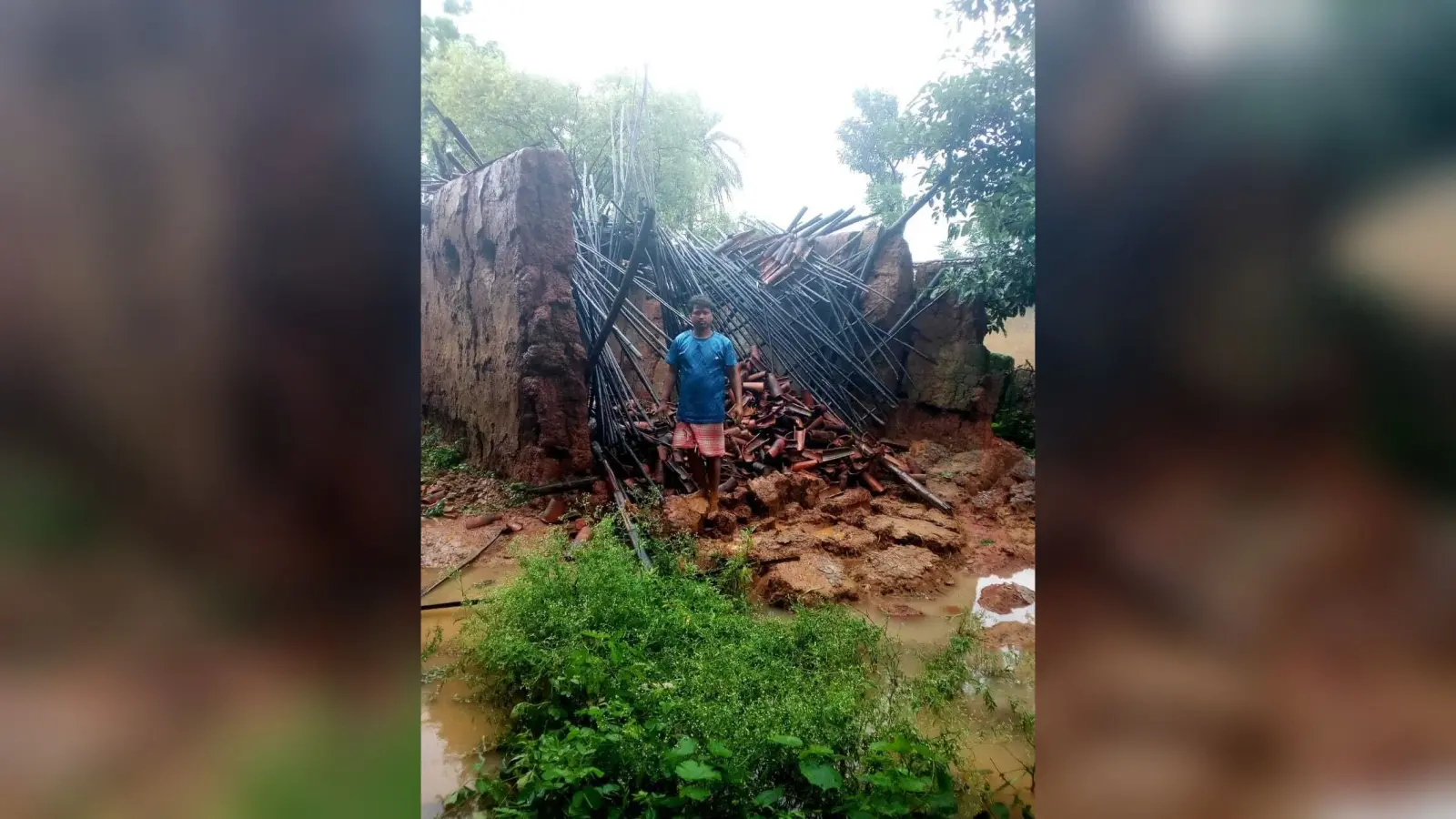 बारिश से कई कच्चे घर गिरे