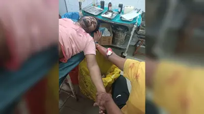 आपसी रंजिश में दो गुटों में चाकूबाजी, दो युवक जख्मी ,बीजीएच में इलाजरत