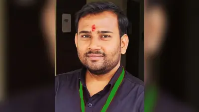 पिछले दो दशकों से जीर्णोद्धार की बाट जोह रही पुलिस लाइन सड़क