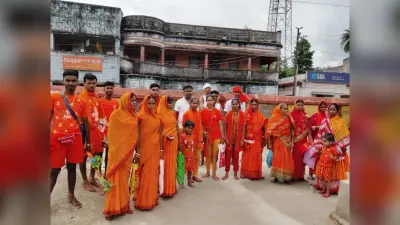 दर्जनों महिला कांवरिया सुल्तानगंज के लिए रवाना