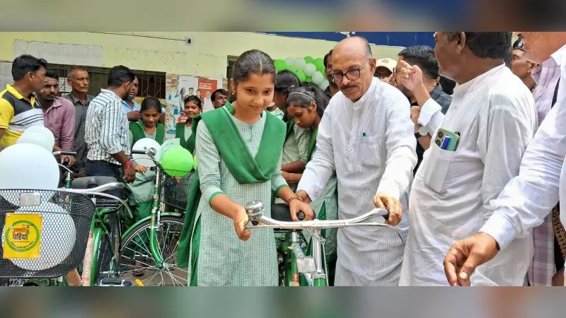 साइकिल मिलने से ड्रॉप आउट बच्चों की संख्या में कमी आयेगी : स्पीकर
