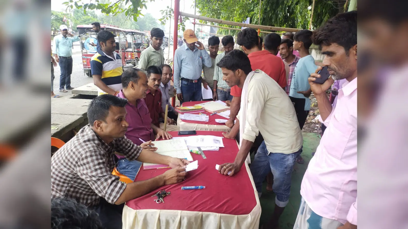ई-रिक्शा के सर्वे का कार्य पूर्ण