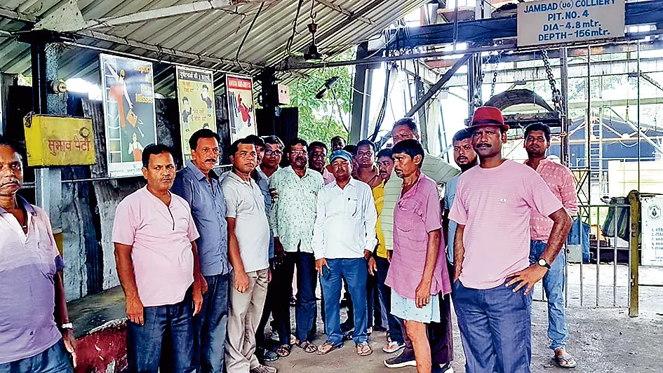 सड़क चालू करने की मांग पर केकेएससी का आंदोलन