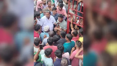 रिटायर्ड चौकीदार से पैसे छीनकर भाग रहा अपराधी धराया