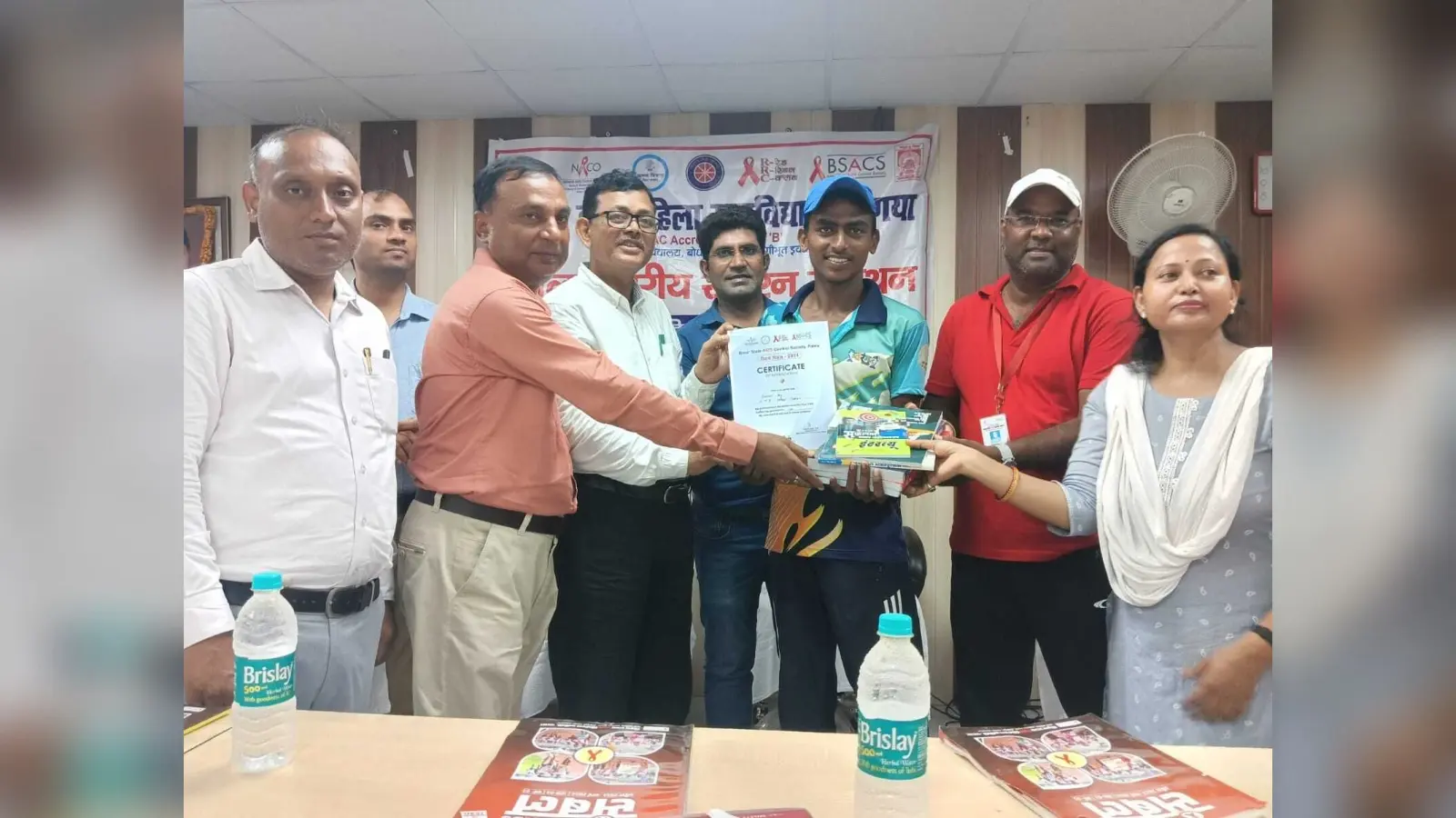 सफल हुए प्रतिभागियों को किया गया सम्मानित