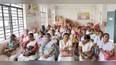 स्वास्थ्य योजनाओं का लाभ समय पर दें