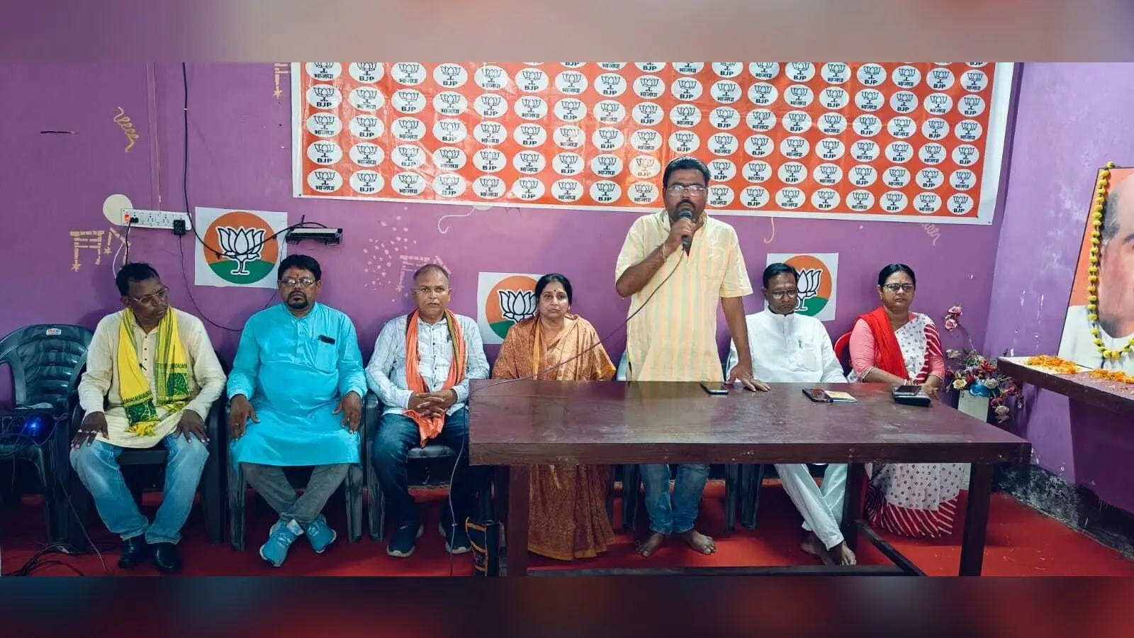 भाजपा जिला अध्यक्ष अमृत पांडे की कार्यशैली के खिलाफ कार्यकर्ताओं ने खोला मोर्चा