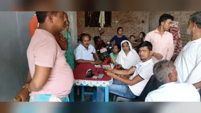 शिविर में लाभुकों के बीच 818 आयुष्मान कार्ड वितरित