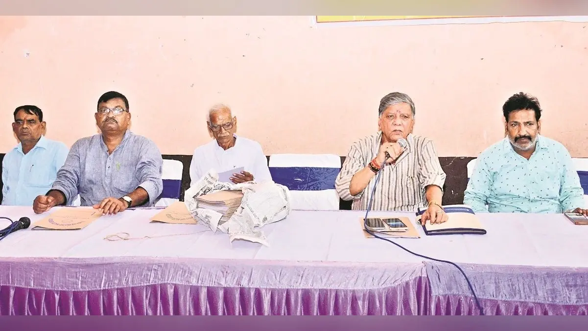 Ranchi News : पीडीएस डीलरों की कमीशन का भुगतान नियमित करने की मांग