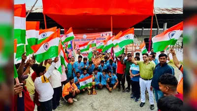 खेलो विस फुटबॉल मैच की विजेता बनी जिनगा टीम