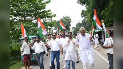 रूईधासा से निकाली गयी भव्य तिरंगा यात्रा, बड़ी संख्या में स्कूली बच्चों व शहरवासियों उत्साह लिया भाग