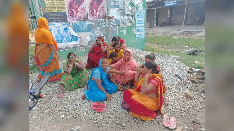 सुगौली में अनियंत्रित ट्रक ने बाइक सवार जीजा-साली को रौंदा, मौत