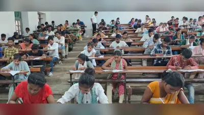 स्नातक सेमेस्टर-2 परीक्षा के पहले दिन कदाचार के आरोप में तीन परीक्षार्थी निष्कासित