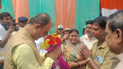 महादलित टोला में झंडोत्तोलन कार्यक्रम में शामिल हुए मंत्री