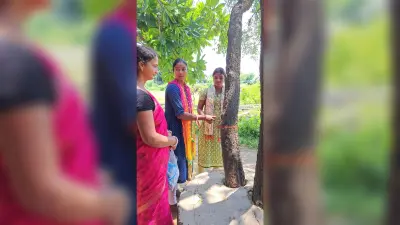 आरजीएस गुरुकूलम की छात्राओं ने वृक्षों को रक्षा सूत्र बांधकर मनाया त्योहार