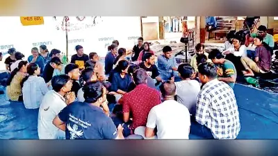 आरजी कर की घटना के विरोध में आंदोलनकरियों का प्रदर्शन जारी