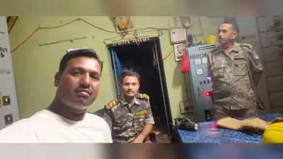 मनईटांड़, पुराना बाजार में 24 घंटे बिजली गुल, आक्रोशित लोगों ने सबस्टेशन घेरा