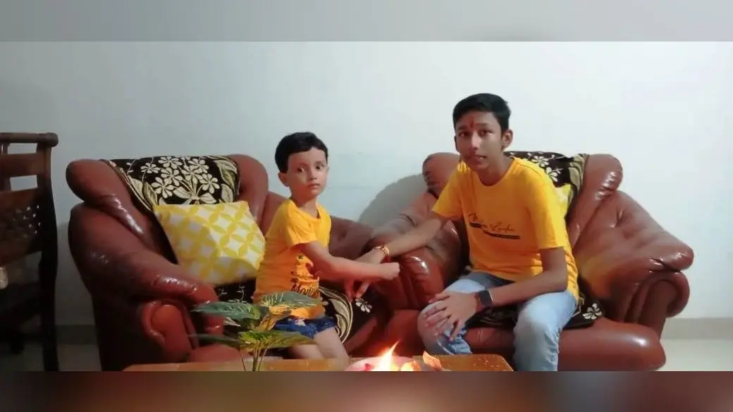 बहनों ने भाइयों के कलाई पर राखी बांध लिया सुरक्षा का वचन