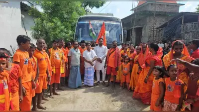 कौआउड़ा गांव से कांवरियों का जत्था देवघर के लिए रवाना