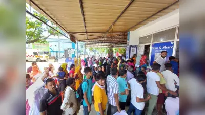 सदर अस्पताल : पर्ची काटने पर हुई देरी, मरीजों ने किया हंगामा