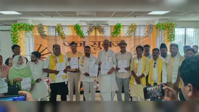 जन सुराज के जिलाध्यक्ष बने प्रो मुसब्बीर आलम, महासचिव अजय साहा