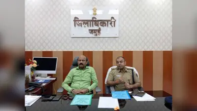 जिले में ब्लैक स्पॉट चिह्नित कर वहां लगाएं साइन बोर्ड- डीएम