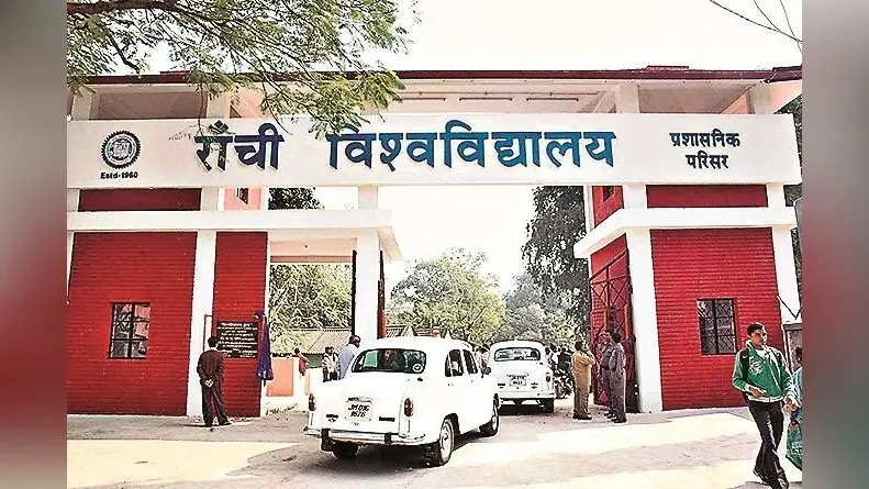 Ranchi News : 27 नर्सिंग कॉलेज के सत्र 2022-23 के विद्यार्थियों का रजिस्ट्रेशन करने के लिए रांची विवि तैयार