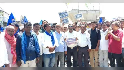 बरकट्ठा में भारत बंद से दो घंटे जीटी रोड जाम