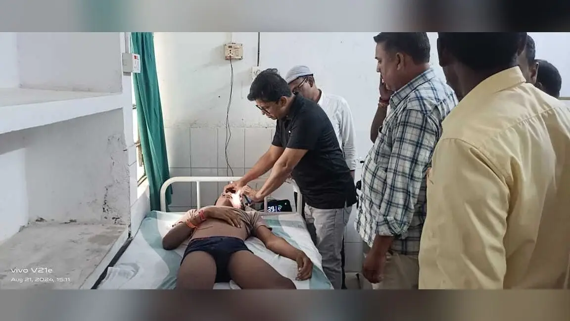 खिड़की में दौड़ रहा था करंट, चपेट में आने से युवक की हुई मौत