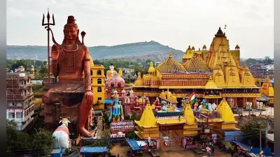 उतराधिकार या ट्रस्ट करेगा पायलट बाबा धाम का संचालन?