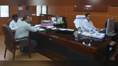 अबुआ आवास योजना व मनरेगा योजना में लायें तेजी : उप विकास आयुक्त
